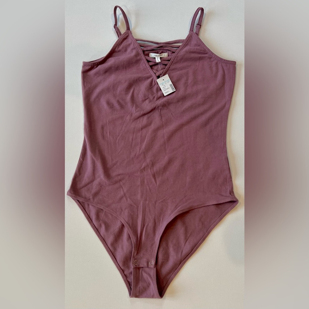 NWT Maurices Dusty Rose Bodysuit Small